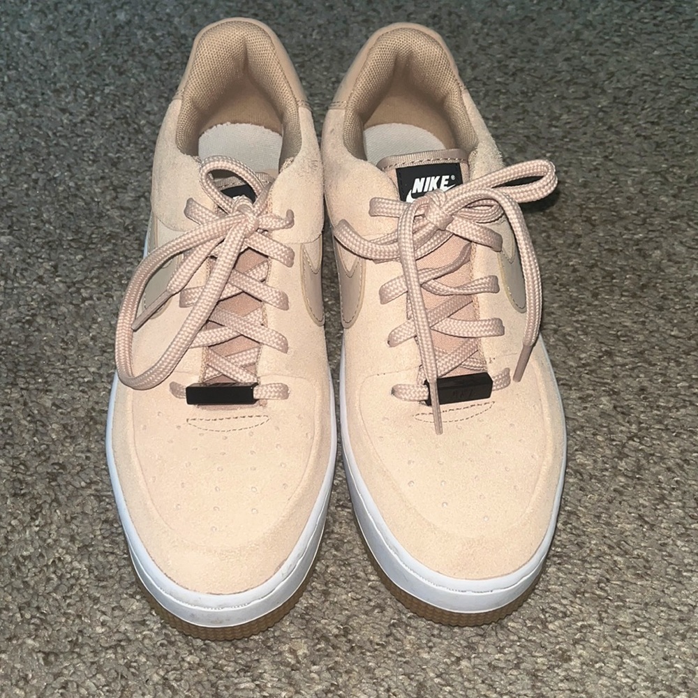 nike air force 1 sage low in ‘barely rose’ color